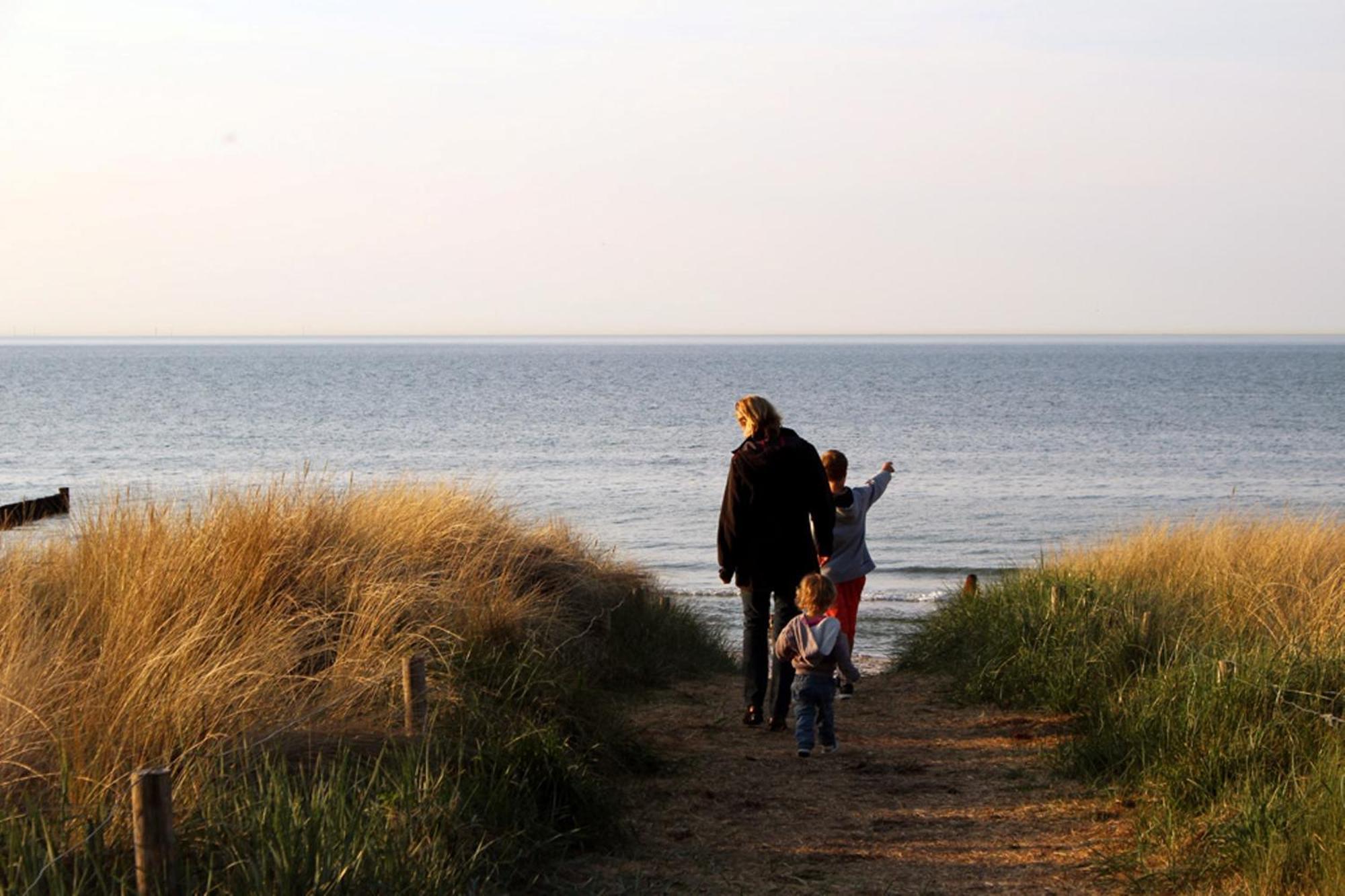 Achtern Diek Haus 12A Wohnung 7 Zingst Esterno foto
